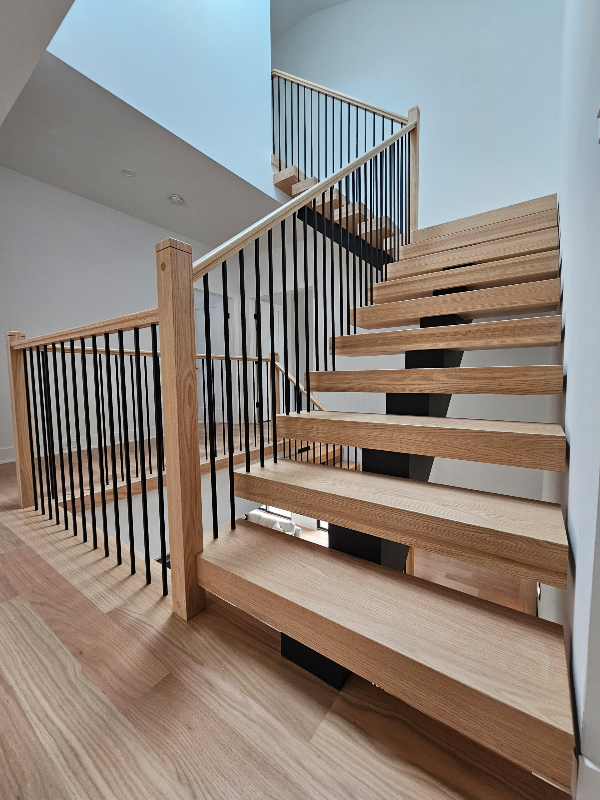 124_Contemporary Luxury White Oak and Steel Design, Vienna, VA 22180