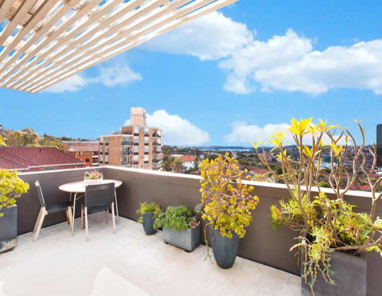 BONDI PENTHOUSE INTERIOR AND  EXTERIOR 70'S APARTMENT BLOCK