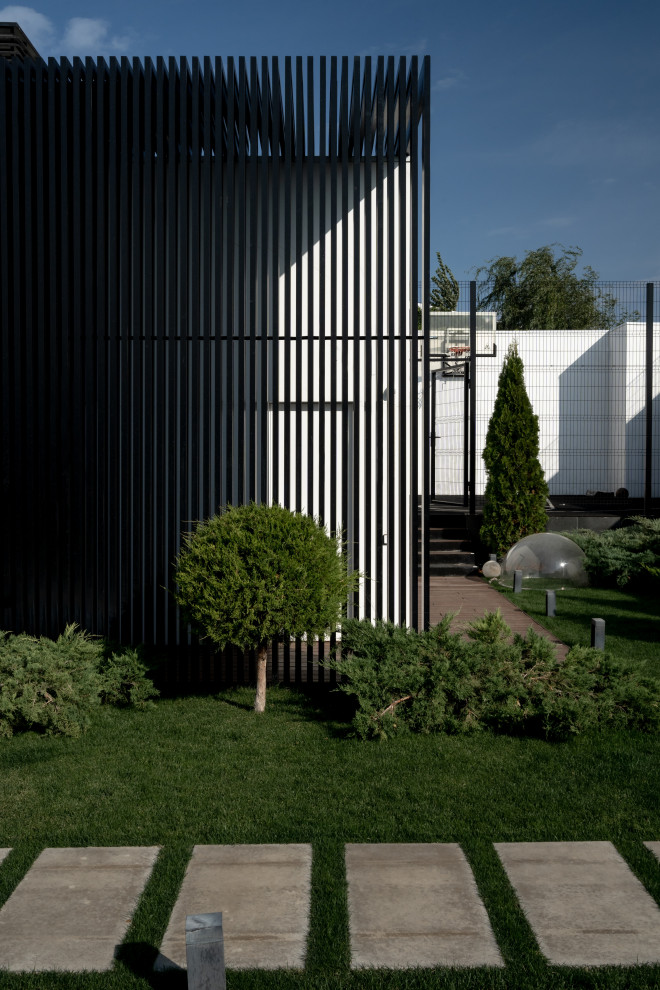 Белый дом на юге России