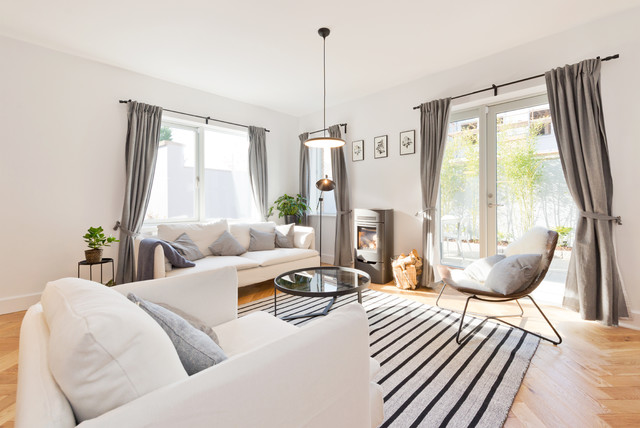 Modern Houses modern-living-room