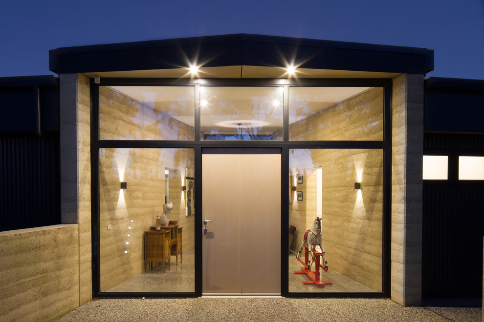Design ideas for a modern entryway in Melbourne.