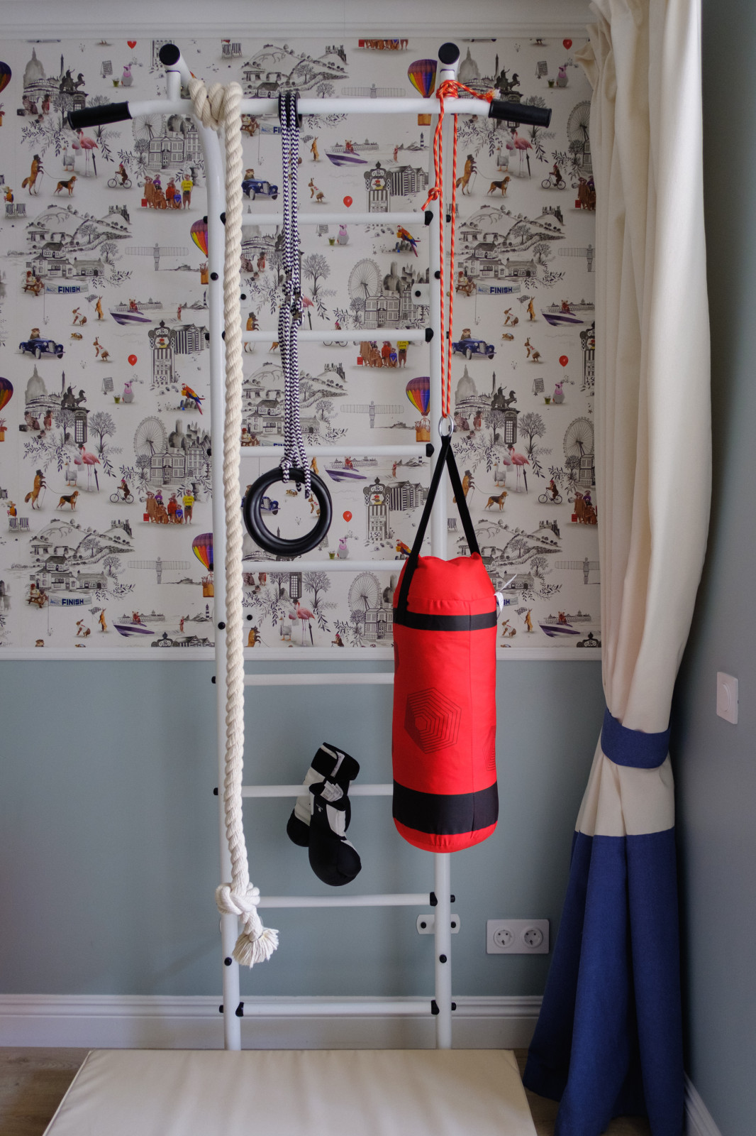 Трёхкомнатная квартира на Революции