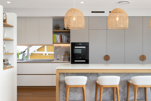 Absolute Waterfront at Wynnum contemporary-kitchen