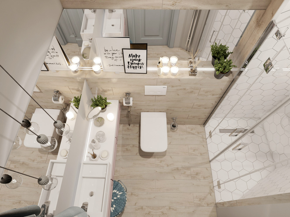 На берегу моря