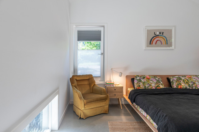Rainbow House contemporary-bedroom