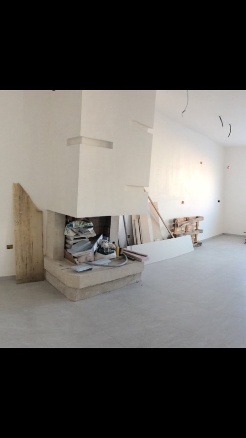 Rivestimento camino moderno Rivestimento camino moderno