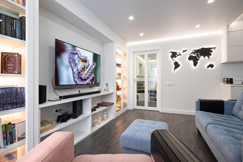 Трешка для семьи и двух кошек