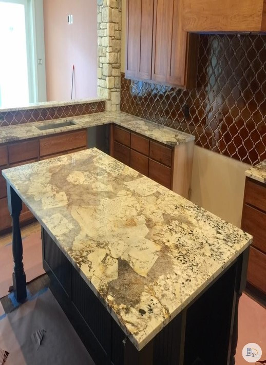 Example of a transitional kitchen design in Dallas