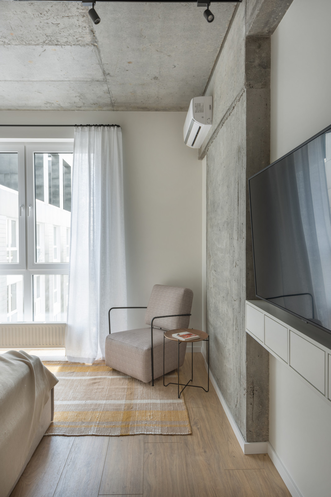 Двухуровневая квартира 130м2 с террасой и панорамным видом