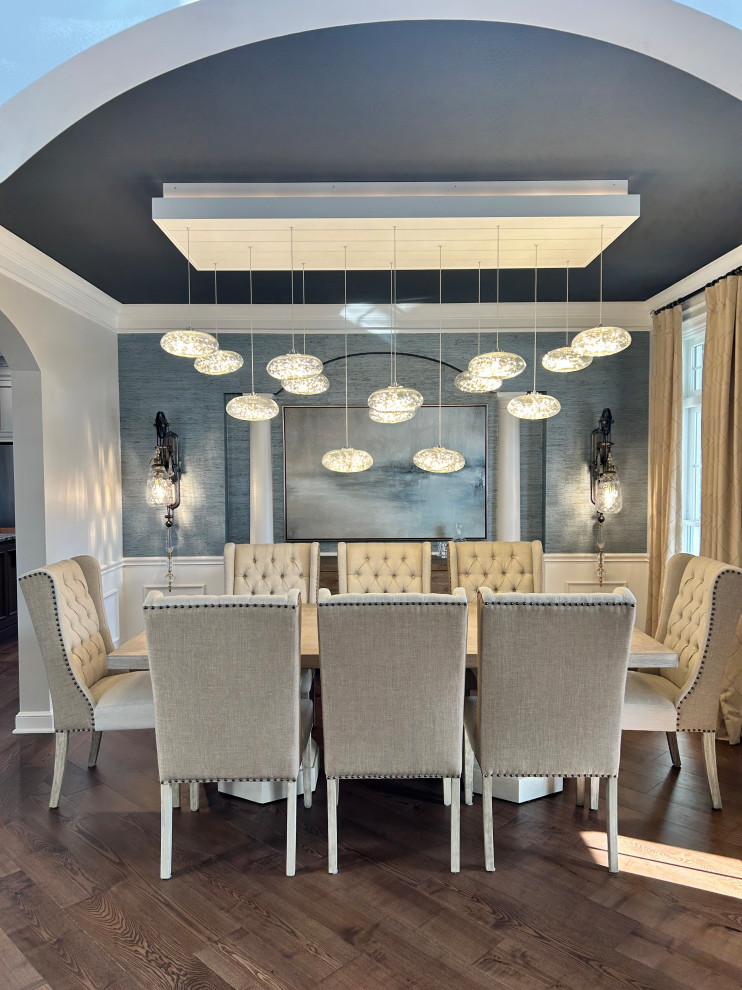 Dining room - transitional dining room idea