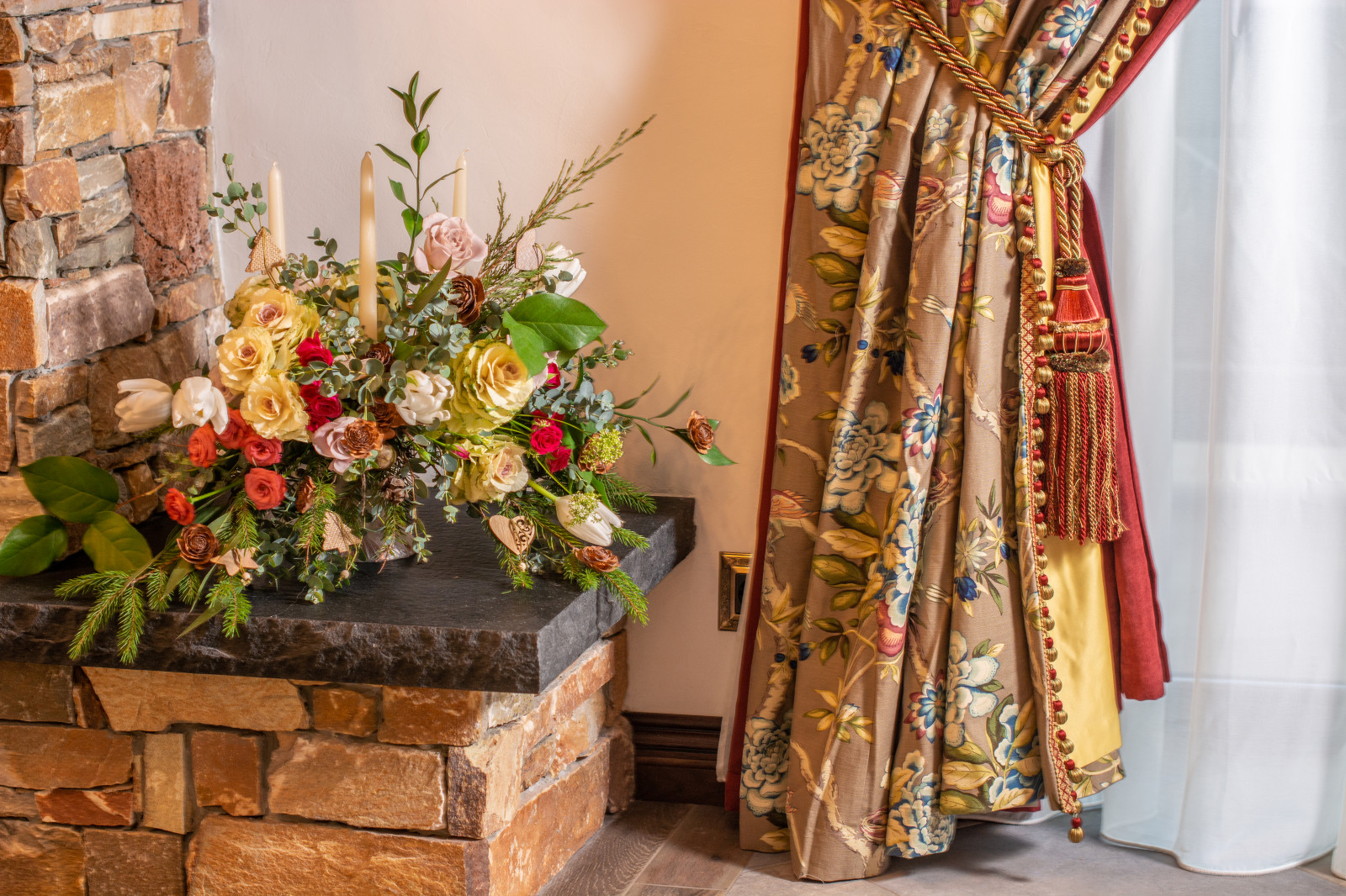 Домик в стиле шале.Детали