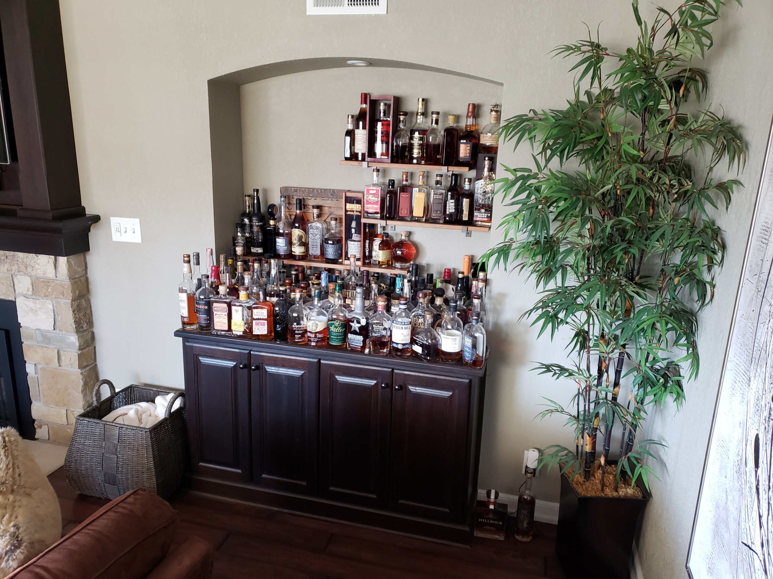 Wauwatosa Residence - Bourbon Bar