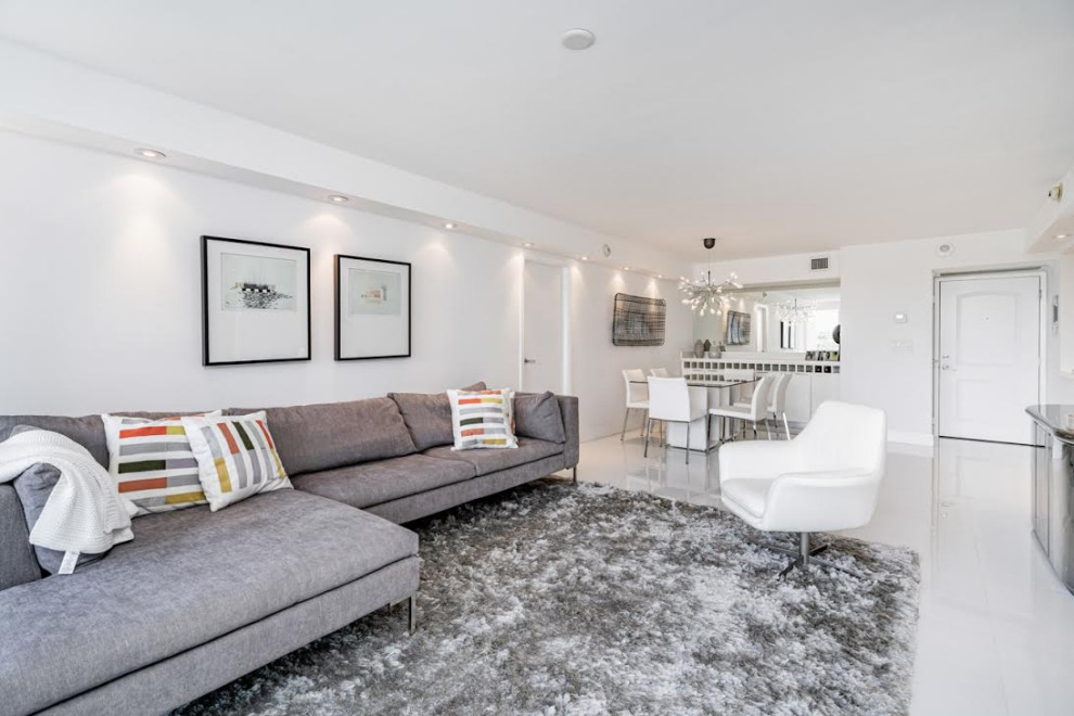 White Atmosphere | Modern vs Traditional