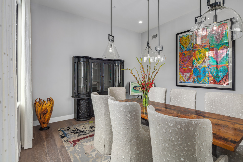 Home design - transitional home design idea in Phoenix