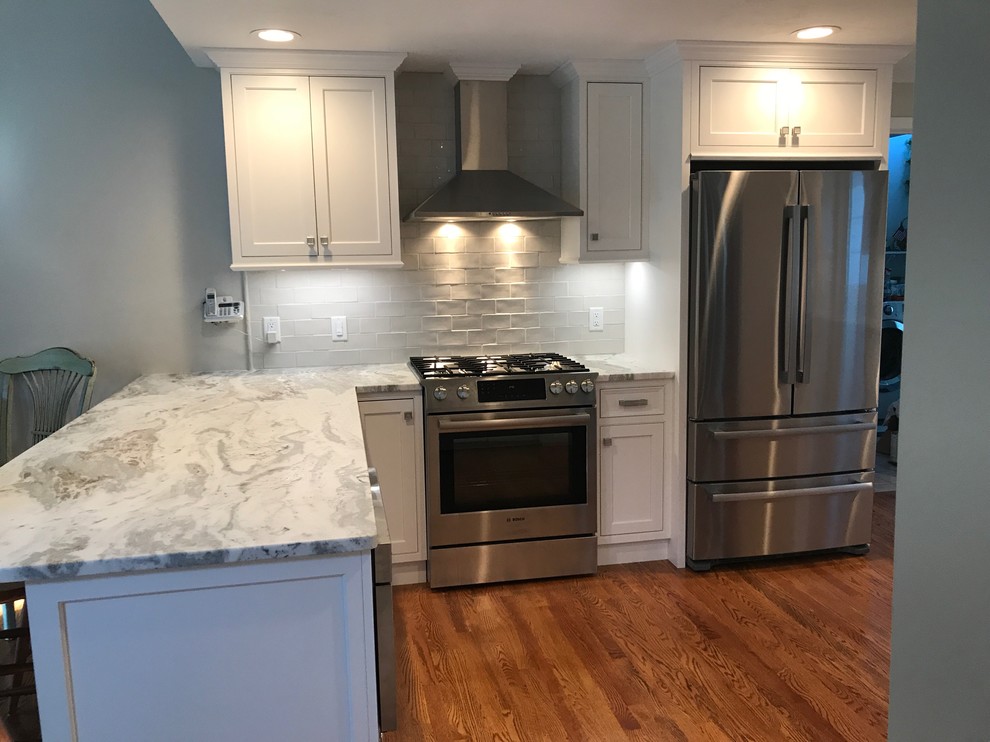 Inspiration for a transitional kitchen remodel in Boston