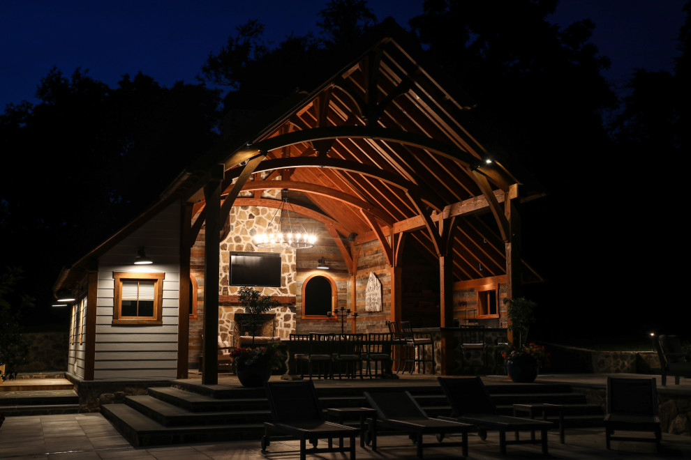 Inspiration for a rustic home design remodel in DC Metro