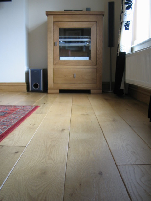 Rustic Solid Oak Flooring klassisk-vardagsrum