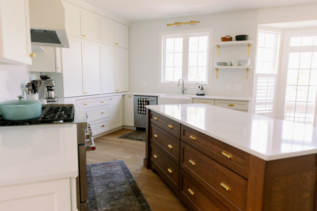 Sutton Kitchen transitional-kitchen