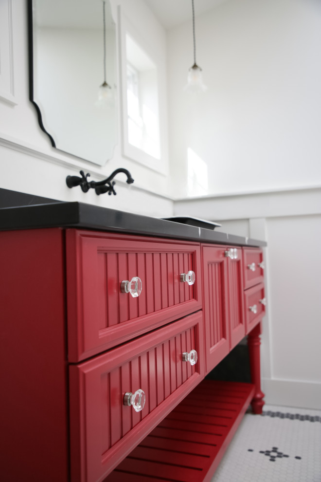 Home design - transitional home design idea in Seattle