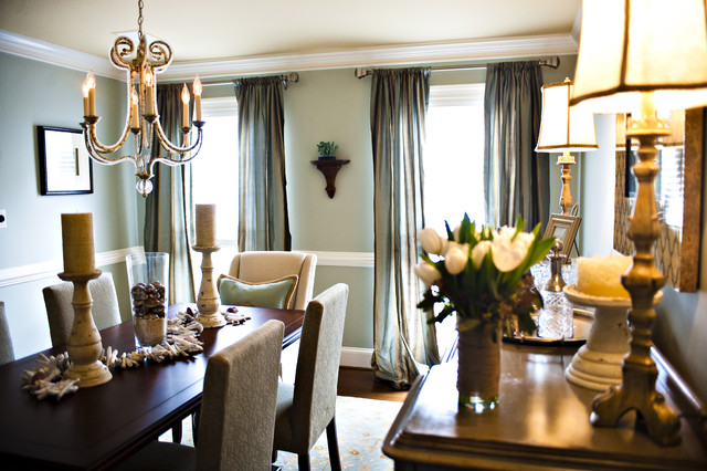 coastal chic dining room