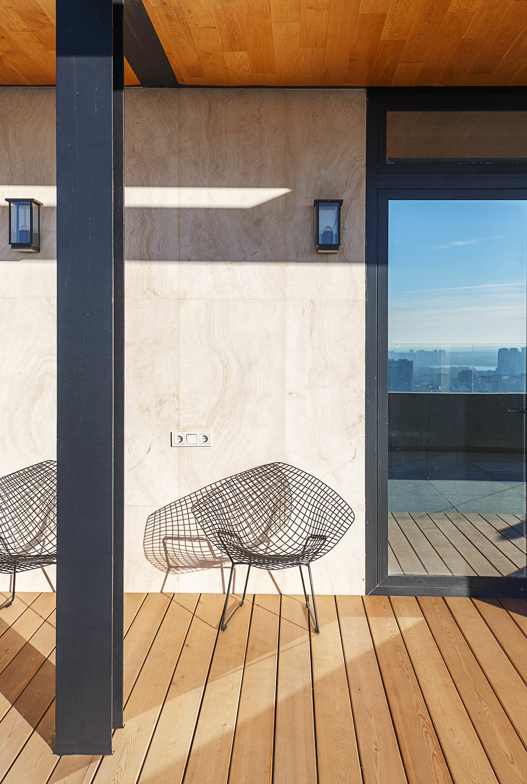 Апартаменты 905