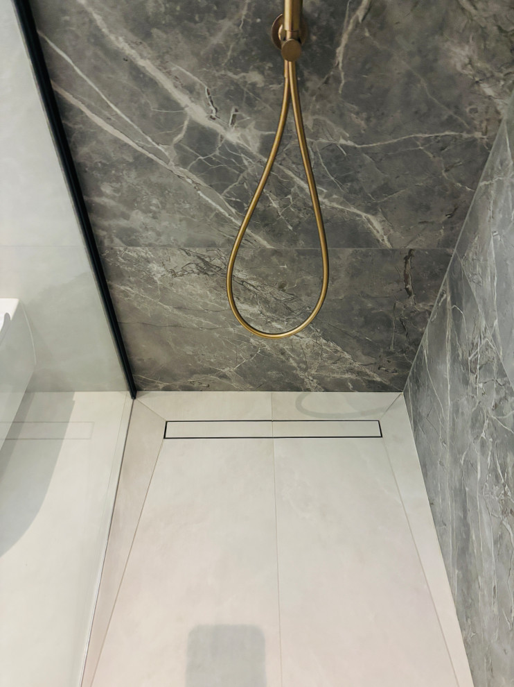 Shower room, NW3