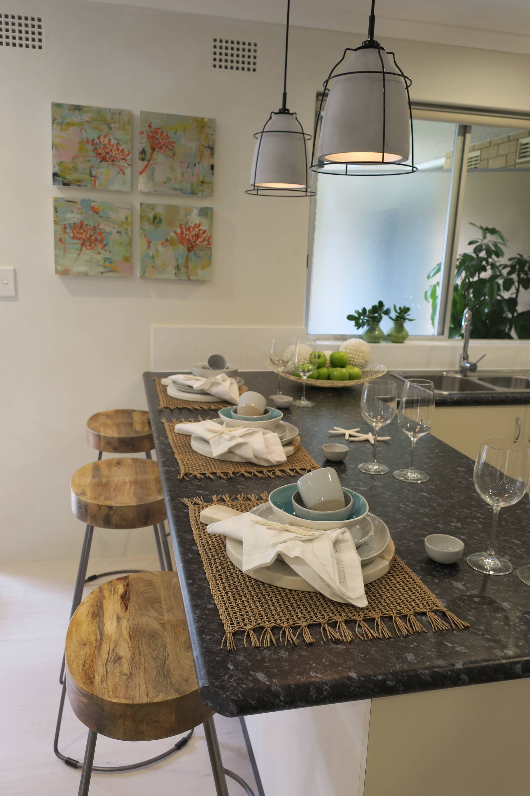 Project 18  - THE APARTMENT DEE WHY is open for business  -  Air B and B
