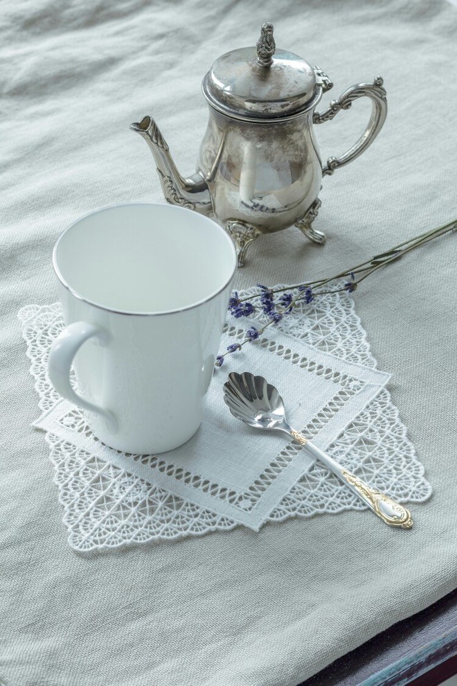 Крестецкая строчка - русский бренд скатертей для сервировки стола