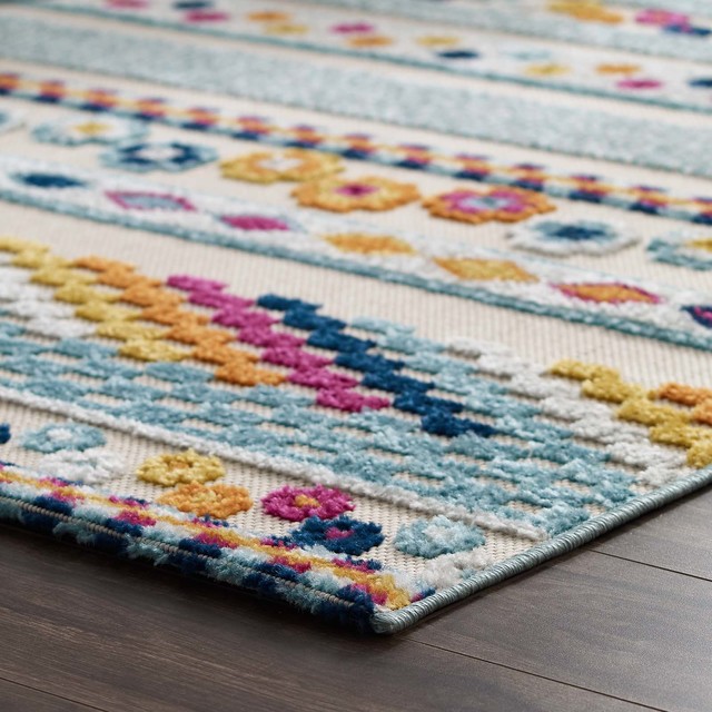 Vintage Abstract Geometric Lattice 8x10 Indoor and Outdoor Area Rug ...