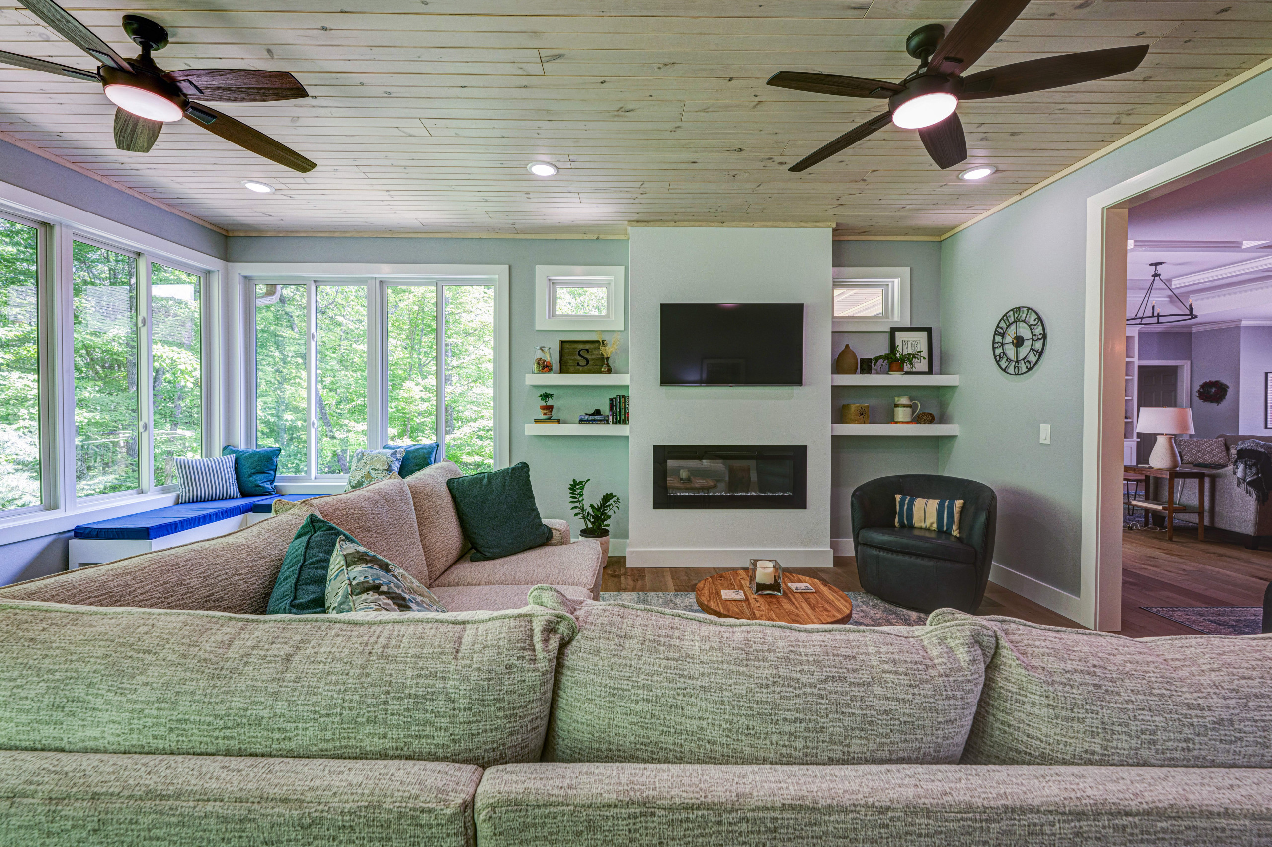 67 Cedar Ridge Court - Sunroom