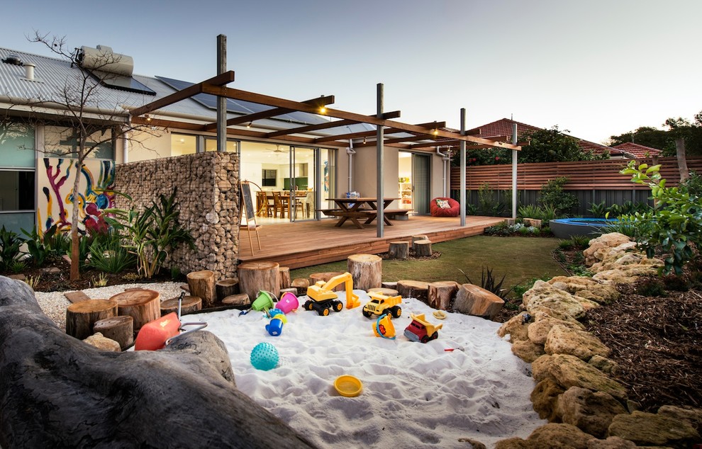 Josh's House by Phase3 Landscape Construction + Josh Byrne & Associates ...