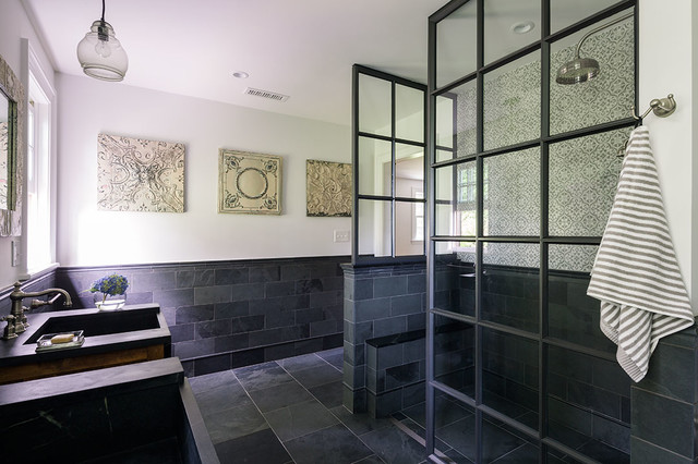 Transitional Bathroom nyklassisk-badevaerelse
