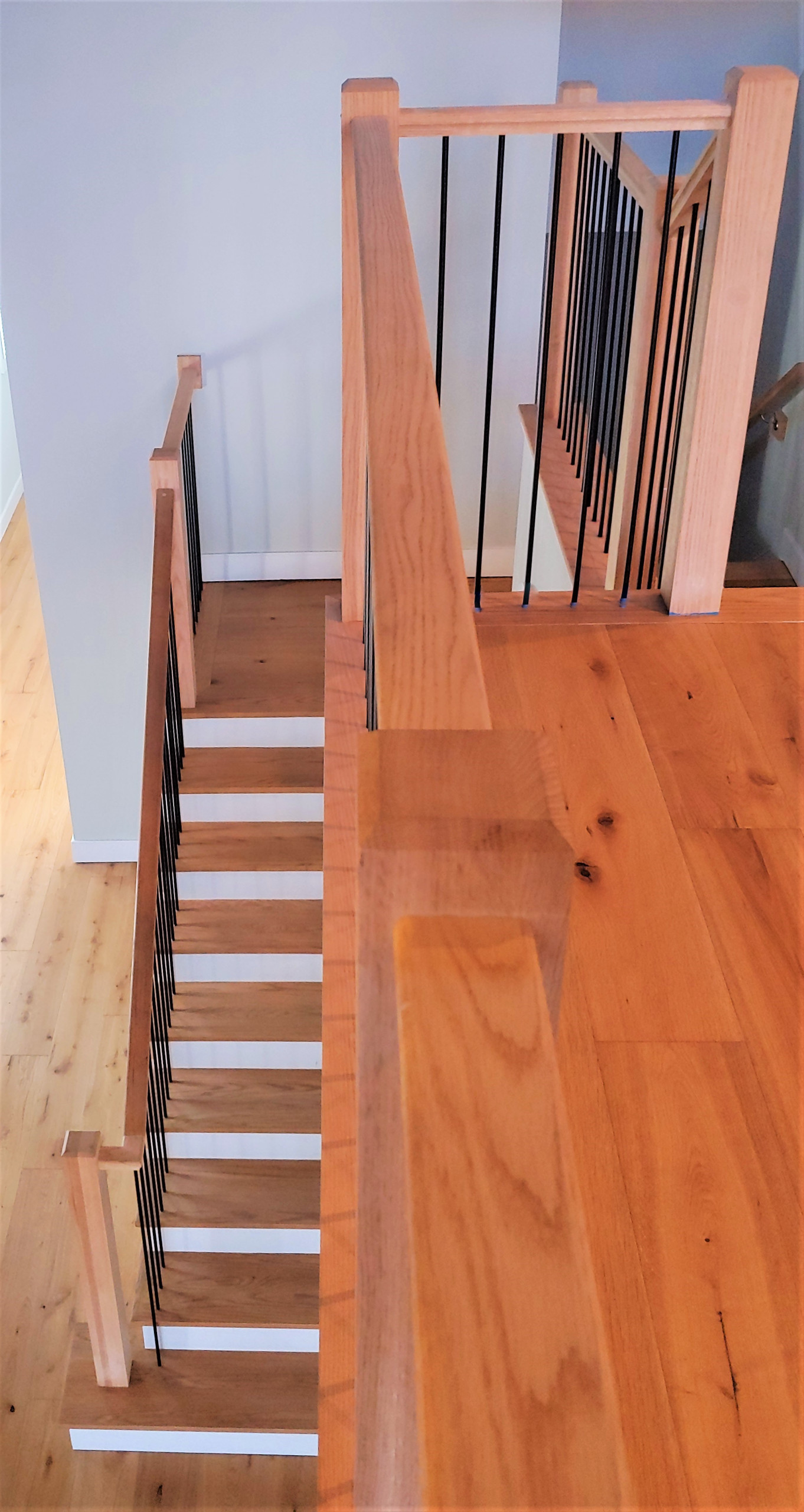102_Straight-Freestanding Stairs/Landing in Barn Style Home, Leesburg VA 20175