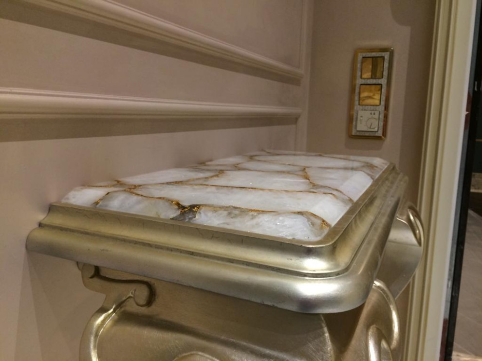 Столешницы из натурального белого Агата с сусальным золотом