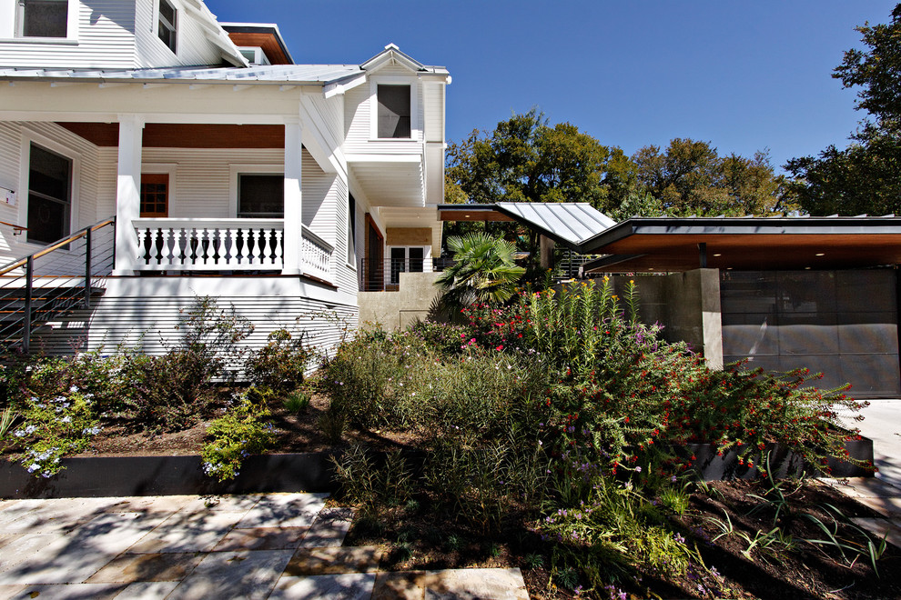 Photo of a transitional white exterior in Austin.