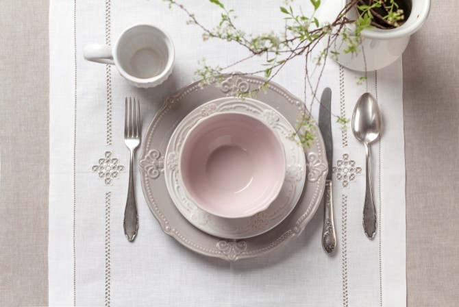 Крестецкая строчка - русский бренд скатертей для сервировки стола