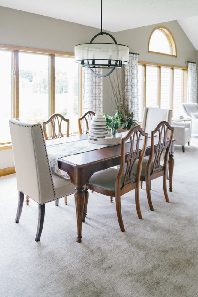 Example of a transitional dining room design in Minneapolis