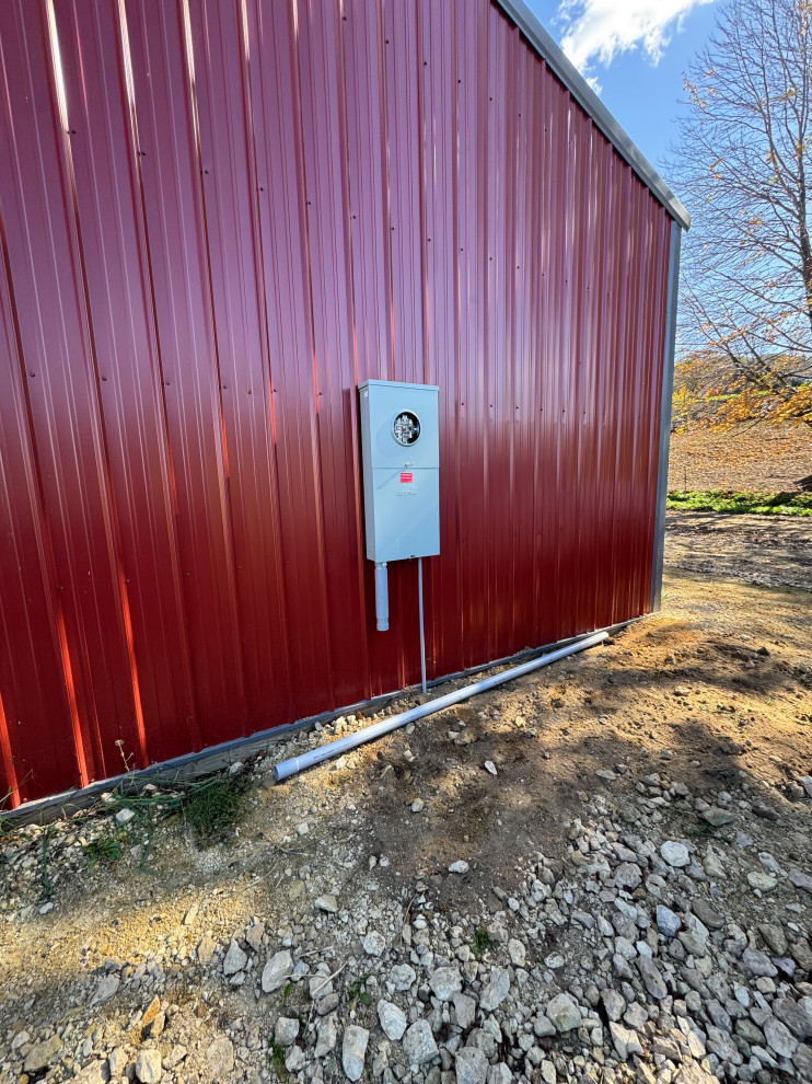 POLE SHED / NEW SERVICE