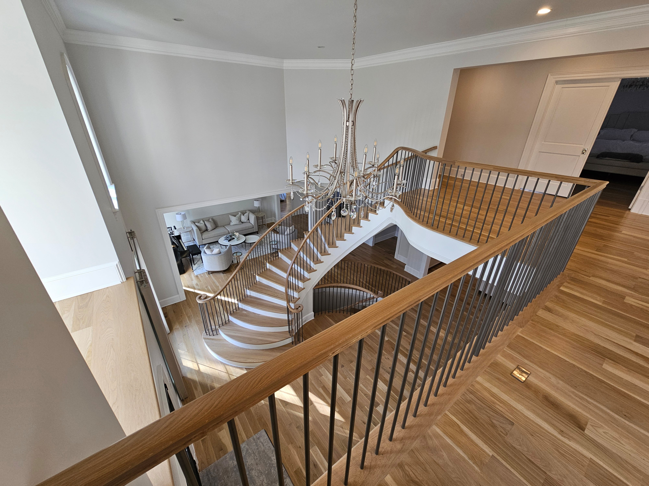 116_Elegant & Eye-catching Curved Staircase, Leesburg VA 20175