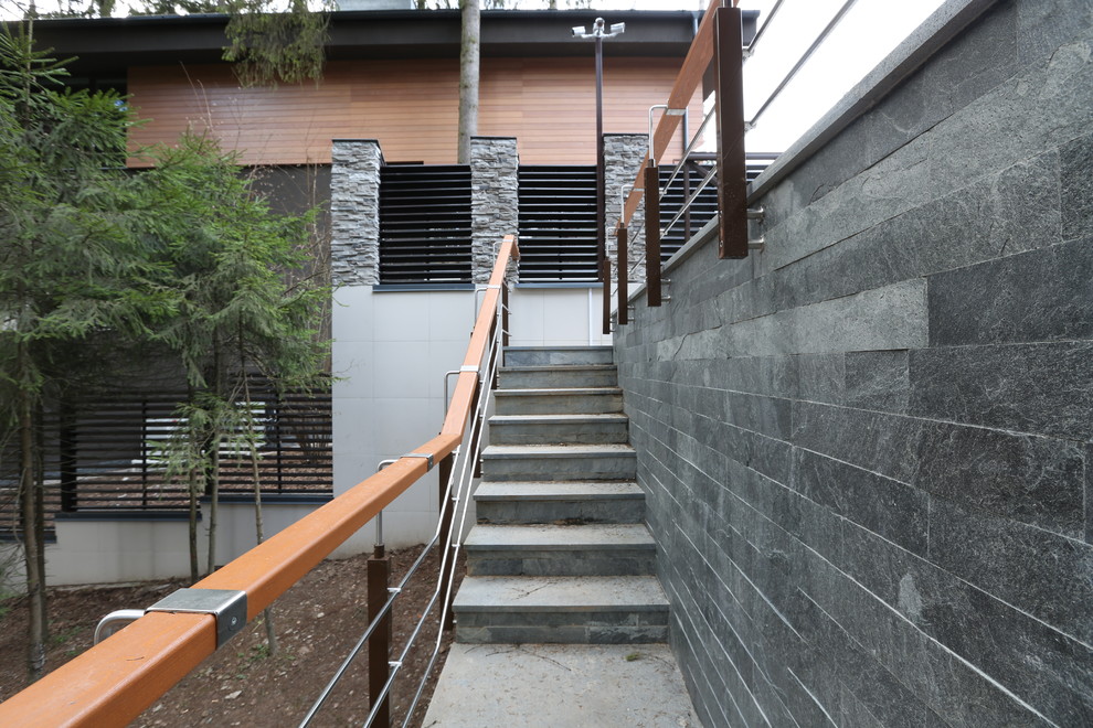 Дом 19 Полянка/ улица