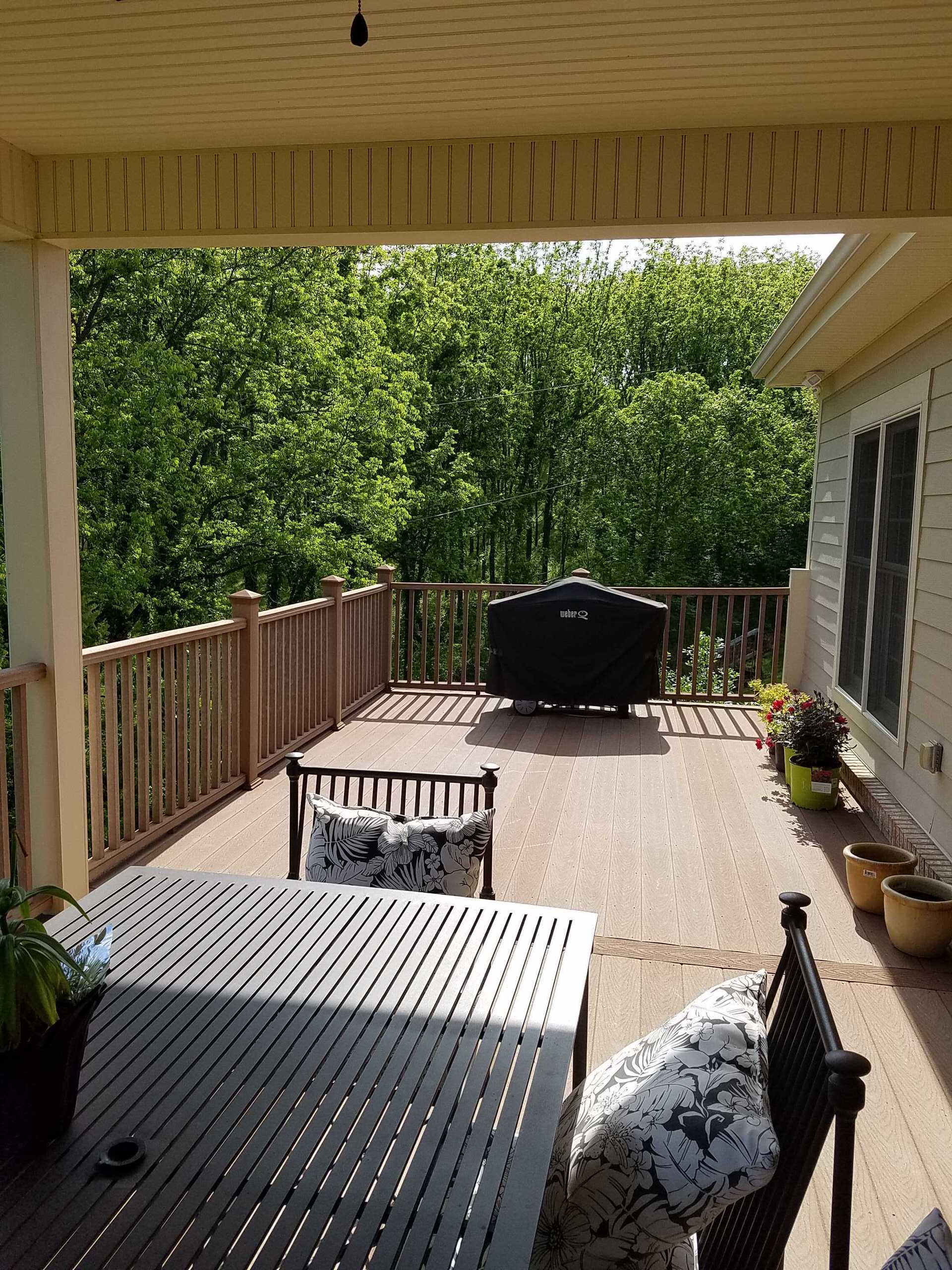 Screened Back Porch Deck