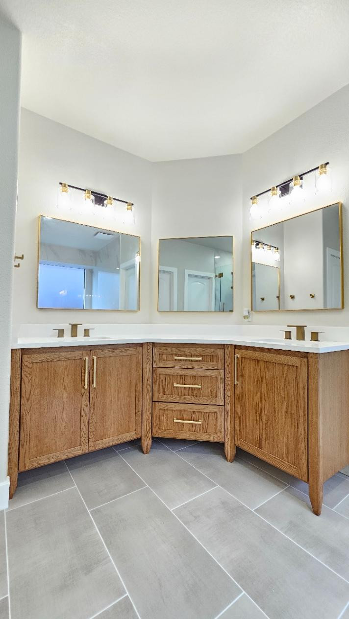 Frisco TX - Raschell Full Master Bathroom Remodeling