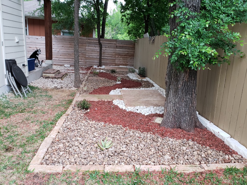 Inspiration for a transitional home design remodel in Austin