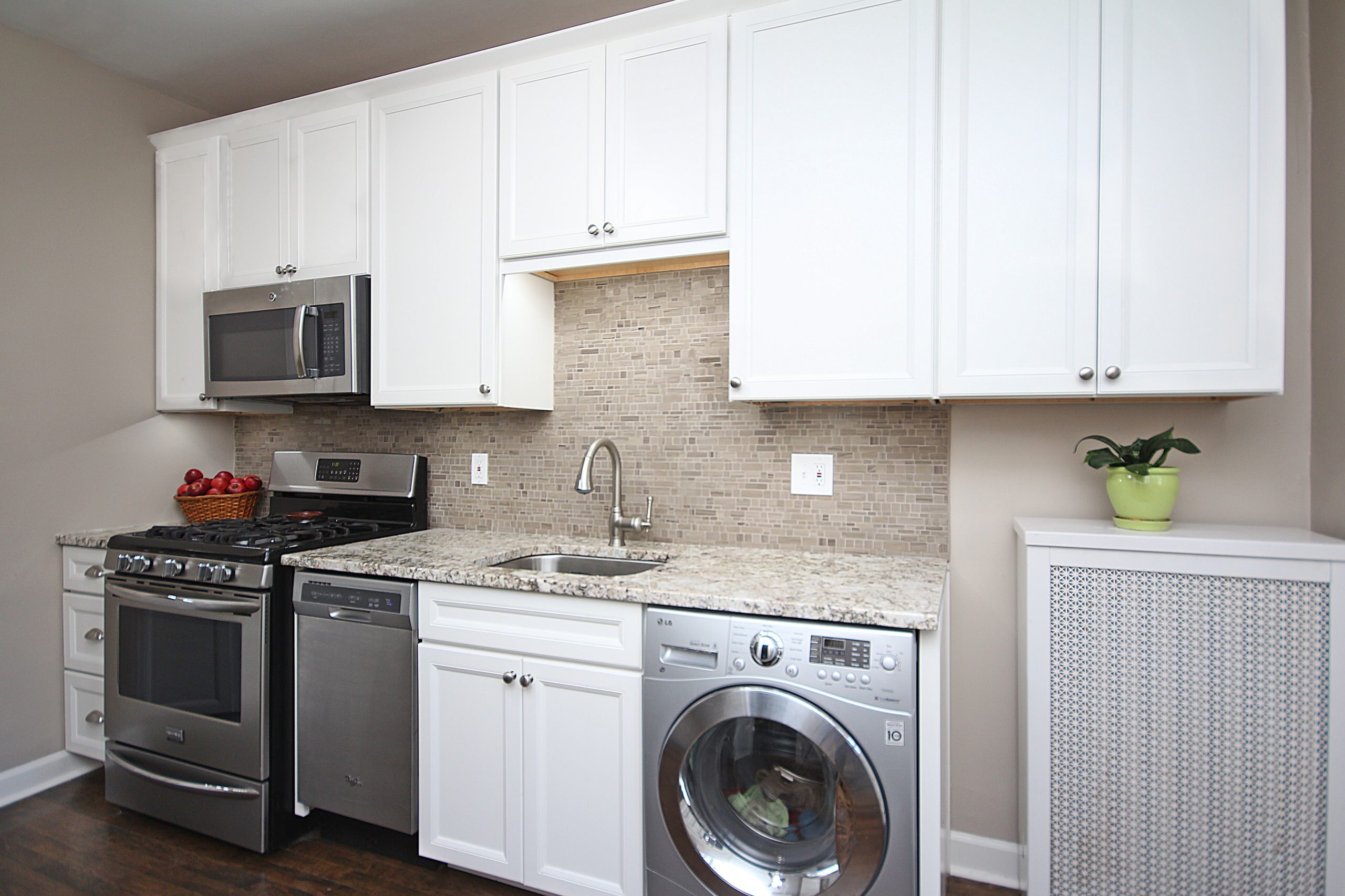 Cozy Evanston Traditional Kitchen