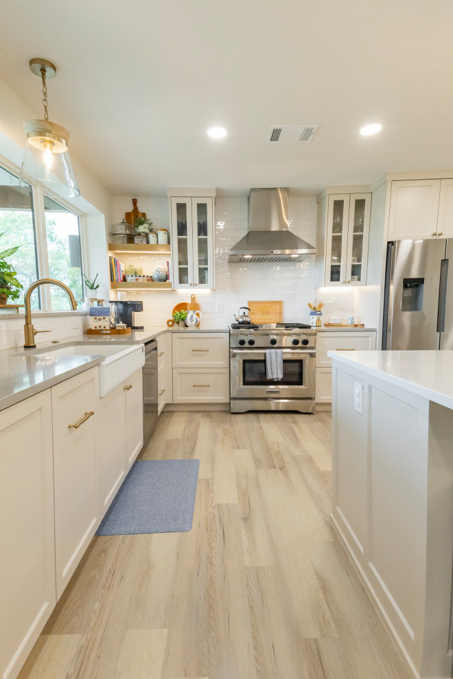 6302 Lynn Lane - Reit Above It All