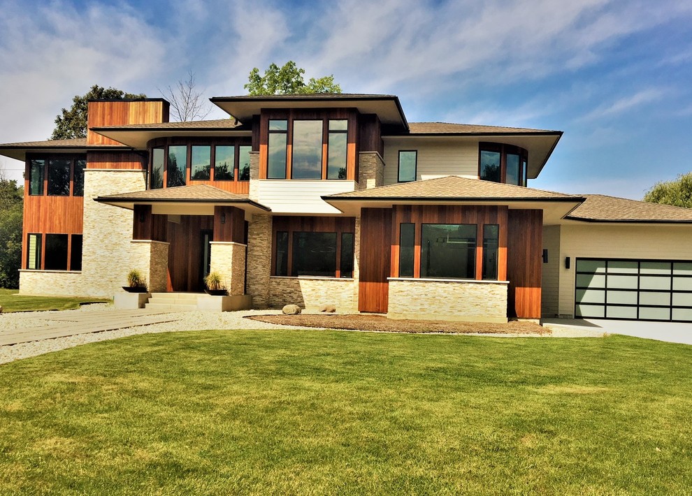 This is an example of a contemporary exterior in Chicago.