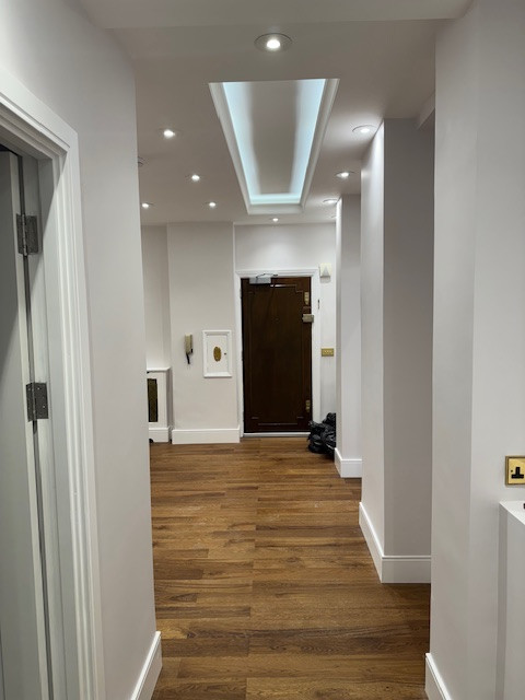 Full refurbishment works of high-end flat (x5 Bedrooms)at high street kensignton
