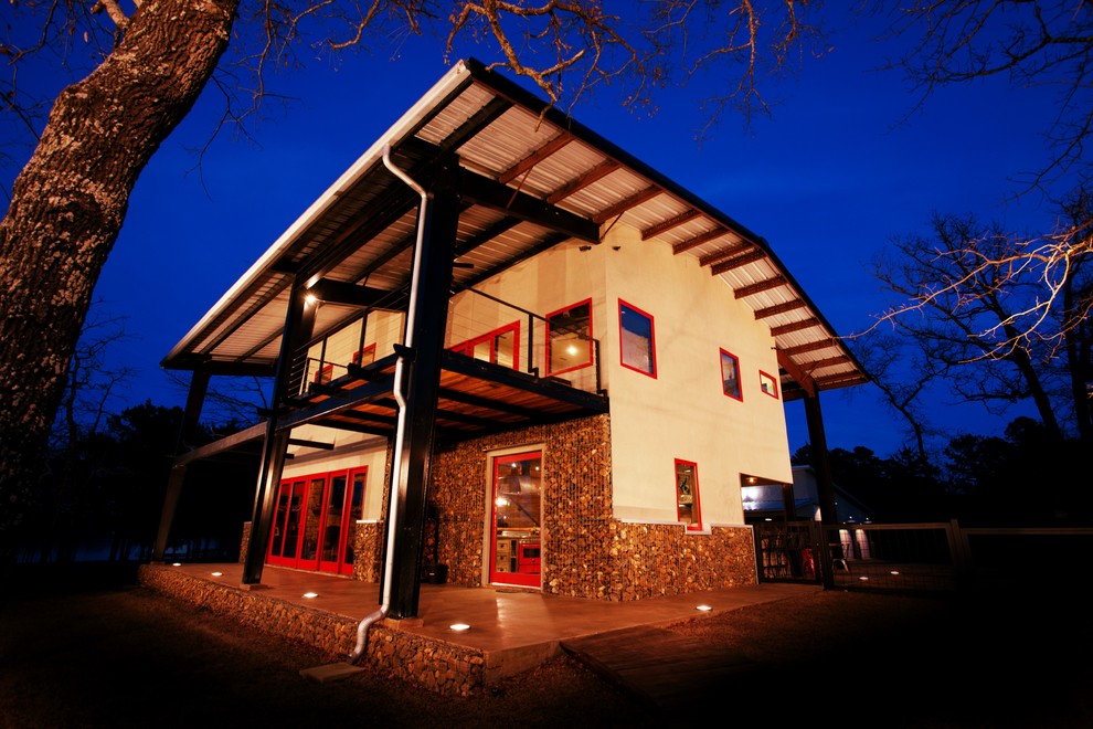 Inspiration for a rustic home design remodel in Dallas