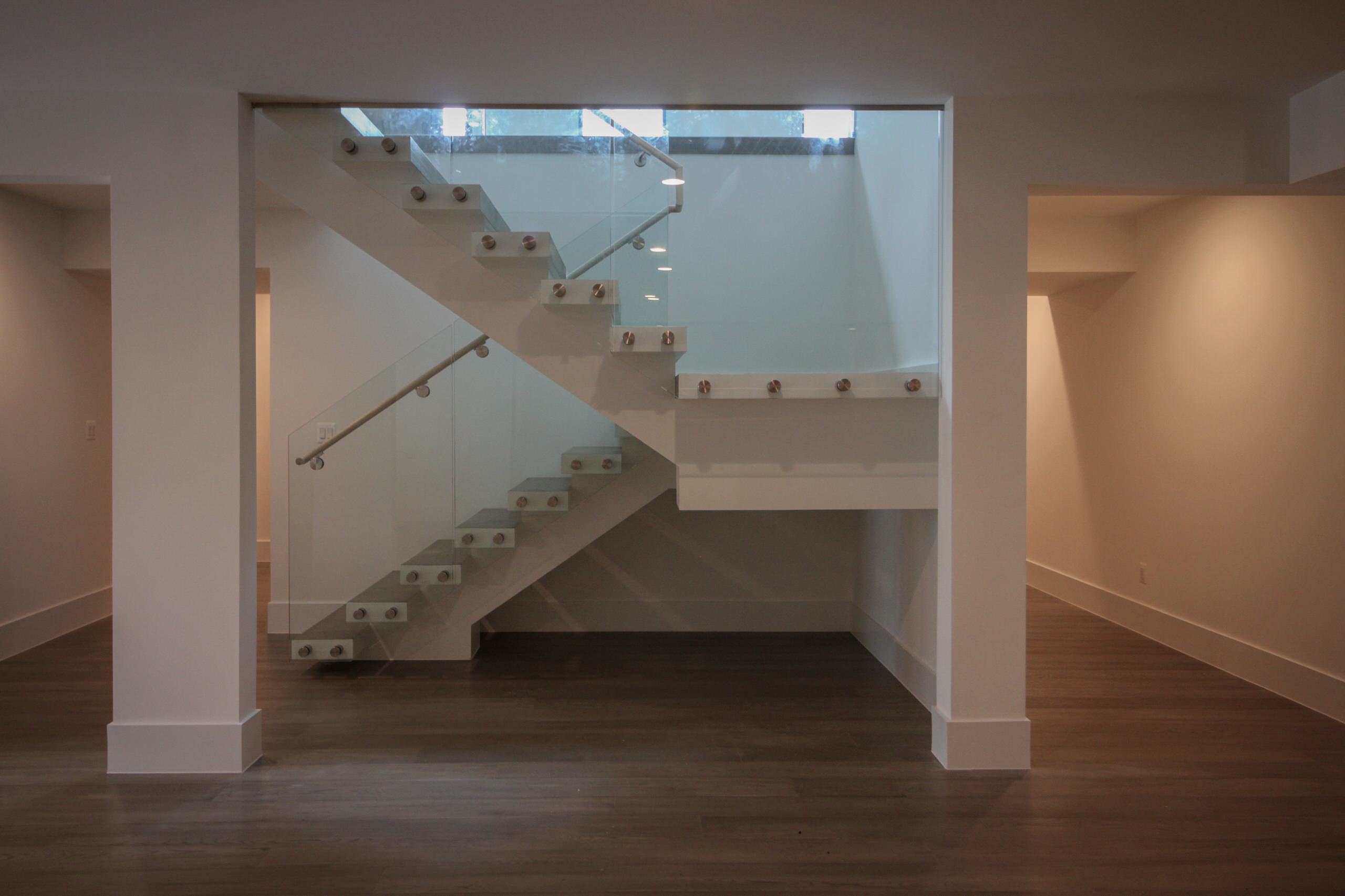 80_Floating Switchback Glass + Mono-beam Staircase, McLean VA 22101