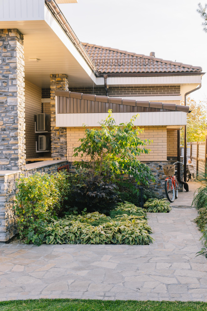 Сад с подпорными стенами